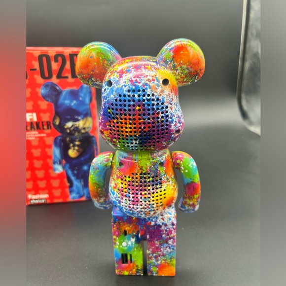Bearbrick HIFI SPEAKER LS-02B Fashion Choice NEW w/ Box - Picture 3 of 4